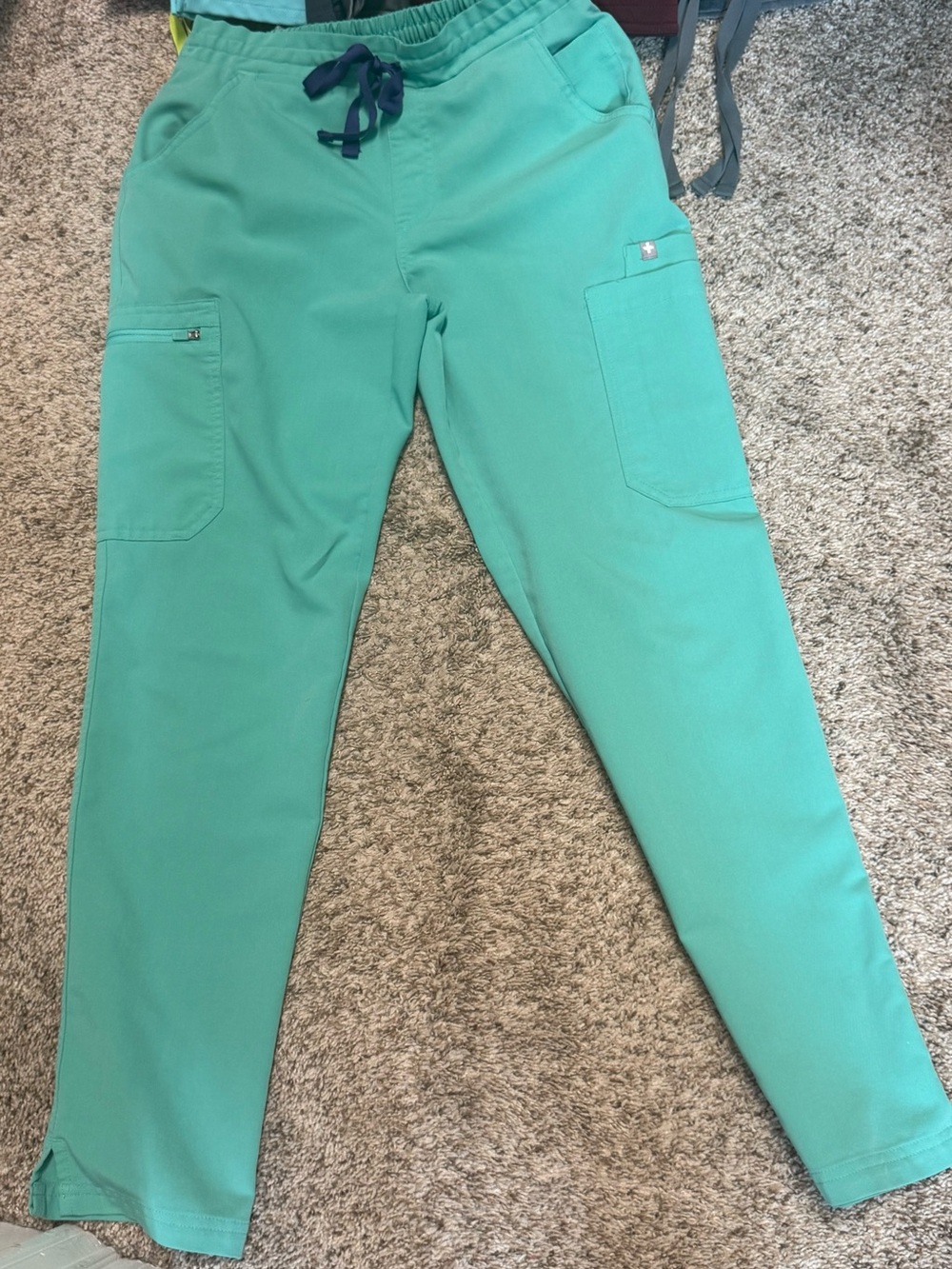 FIGS surgical green Yola skinny scrub bottoms